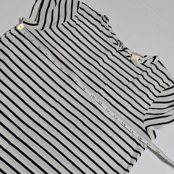 H&M Black & White Stripes Viscose Crewneck Blouse. Size: Small - Picture 8 of 11